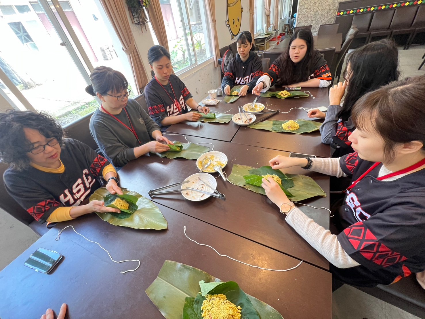 學生體驗阿粨製作